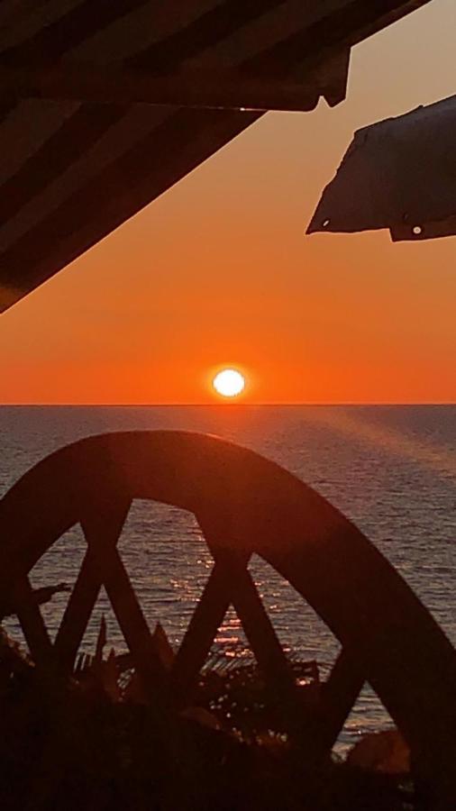 Apartamento Anzio A Picco Sul Mare! Exterior foto