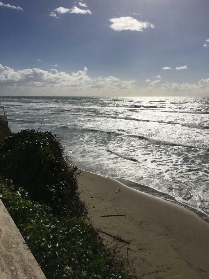 Apartamento Anzio A Picco Sul Mare! Exterior foto